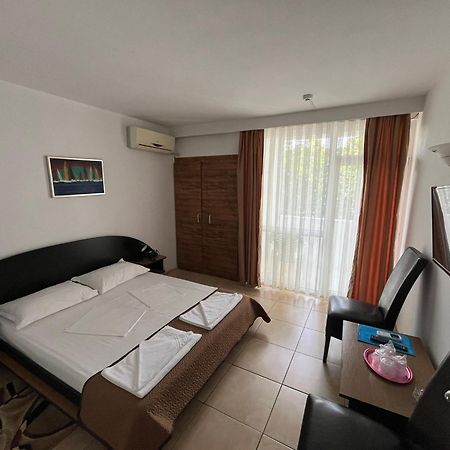 Hotel Metropol Mamaia Esterno foto